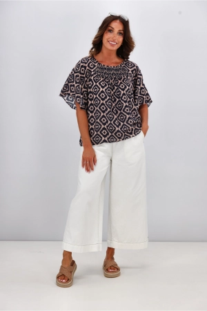 Gloss by Shine On Alesandra Flutter Sleeve Top Midnight Diamond Print