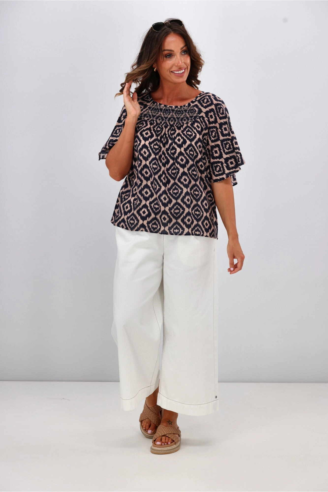 Gloss by Shine On Alesandra Flutter Sleeve Top Midnight Diamond Print