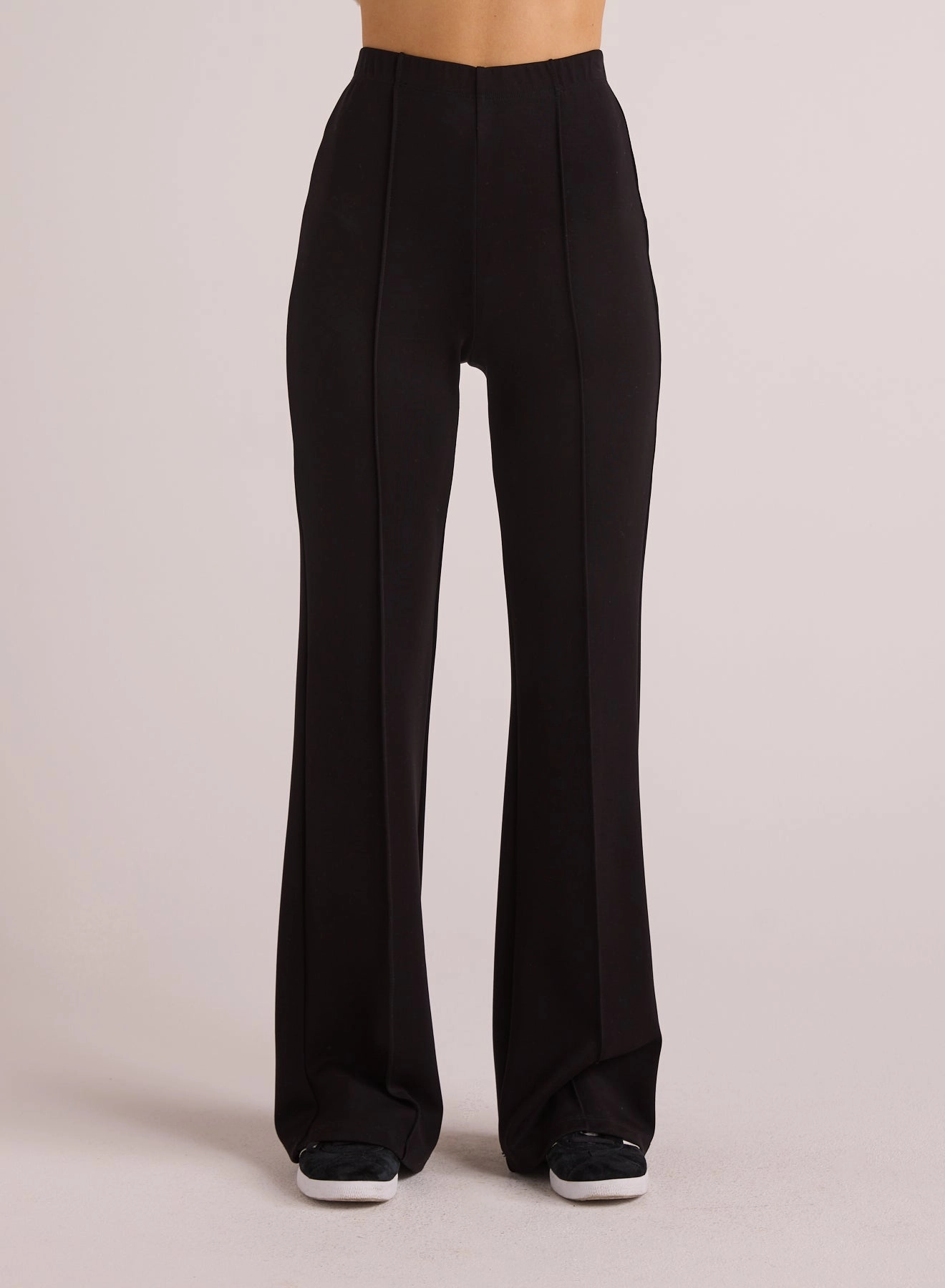 Jordyn Pintuck Ponte Pant - Black