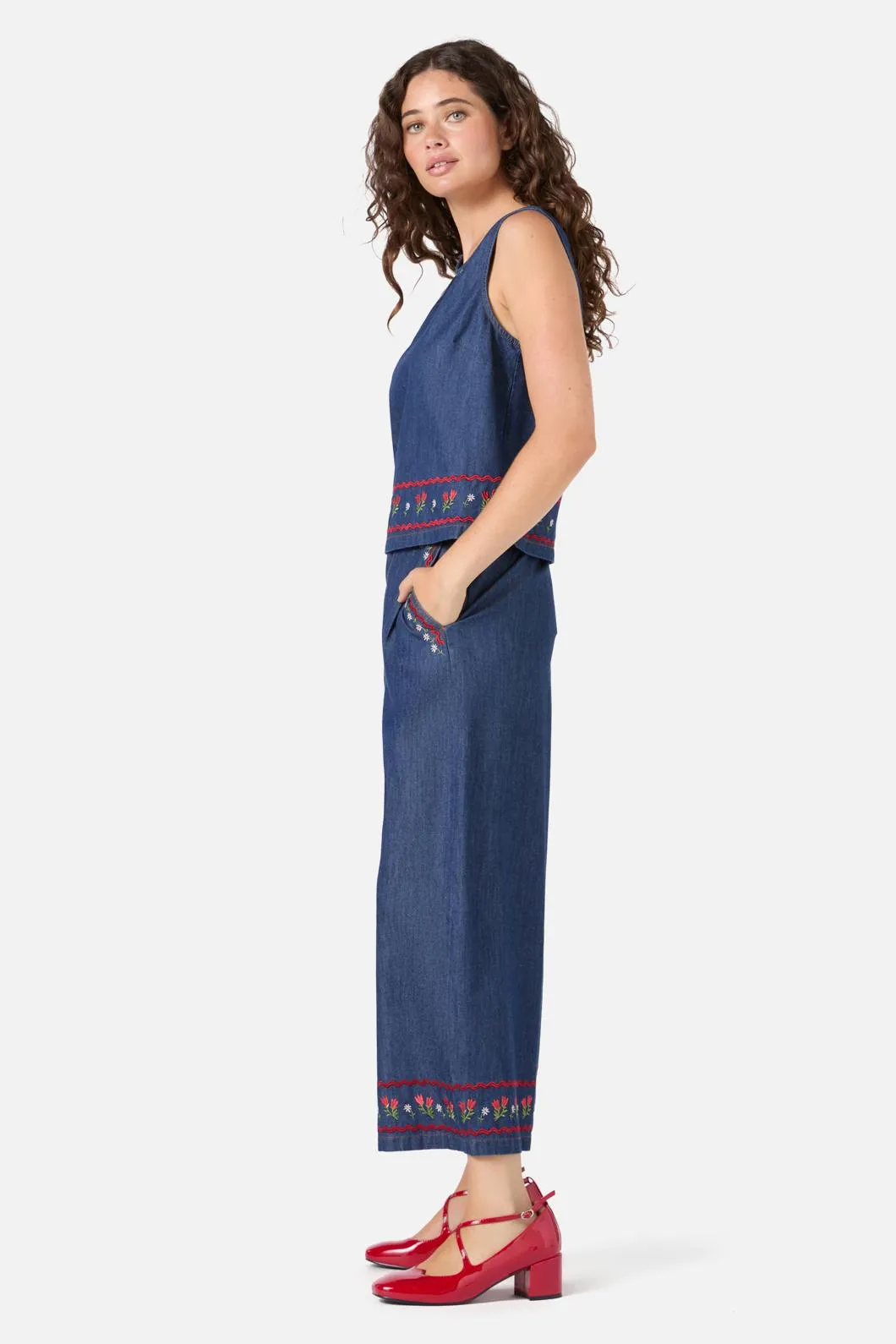 Meadow Embroidered Top