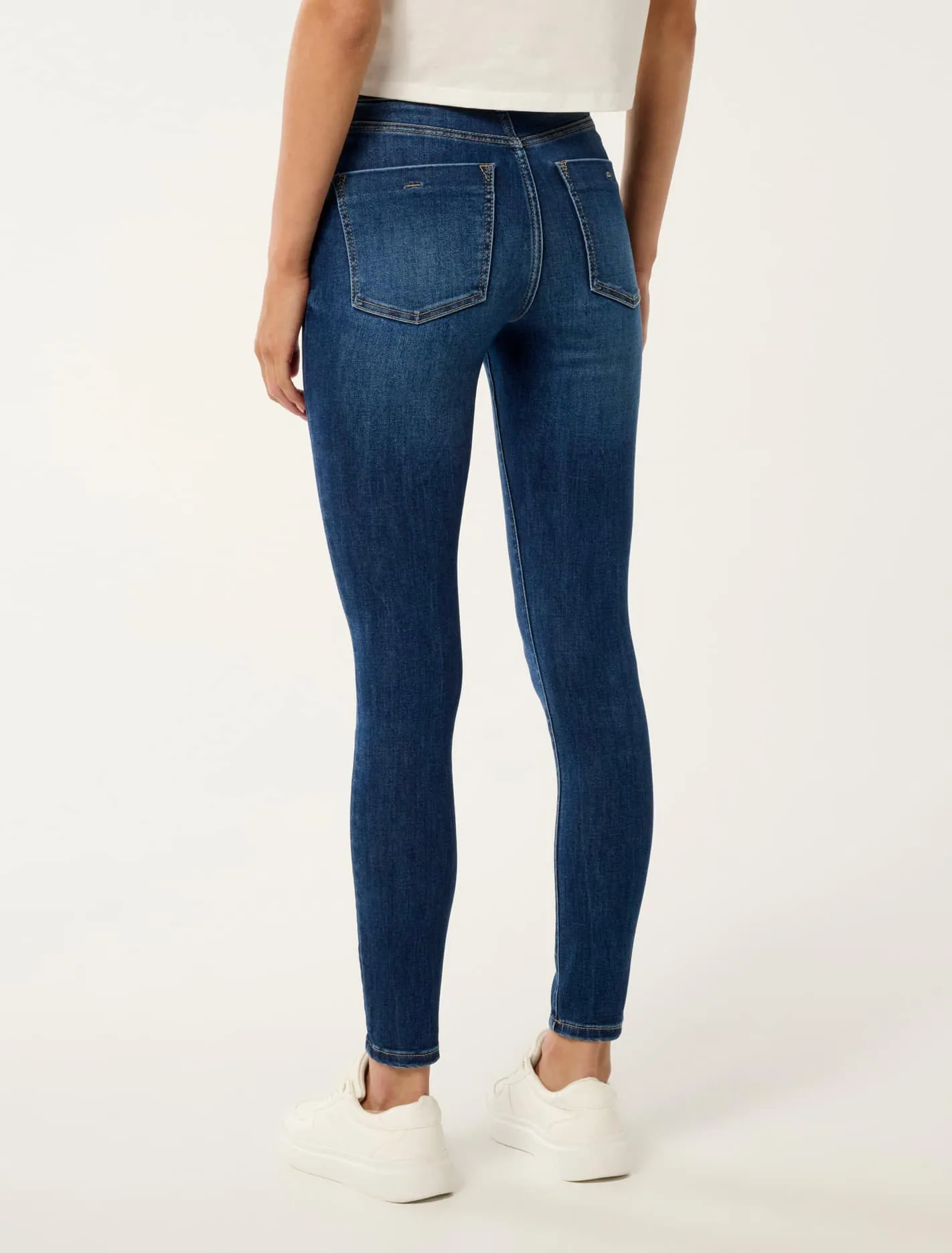 Nala Mid-Rise Skinny Jeans