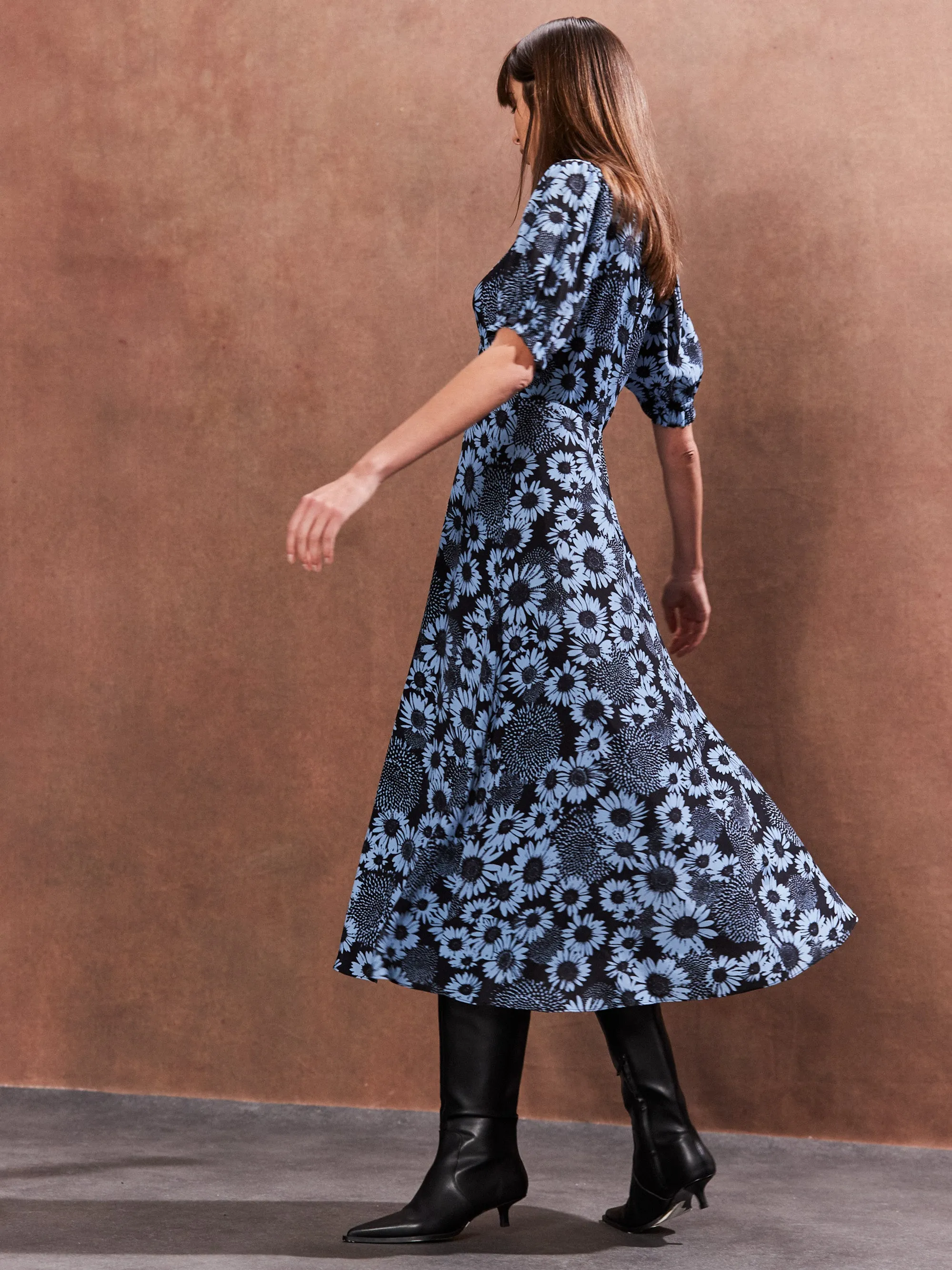 Petite Blue Daisy Print Midi Dress